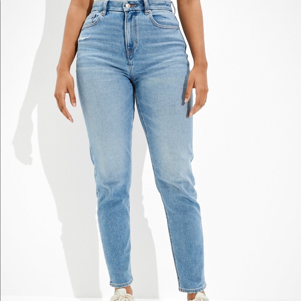 AE Stretch Curvy Mom Jean
